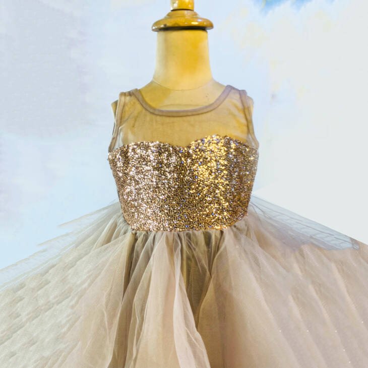 Baby Gold dress - Image 3